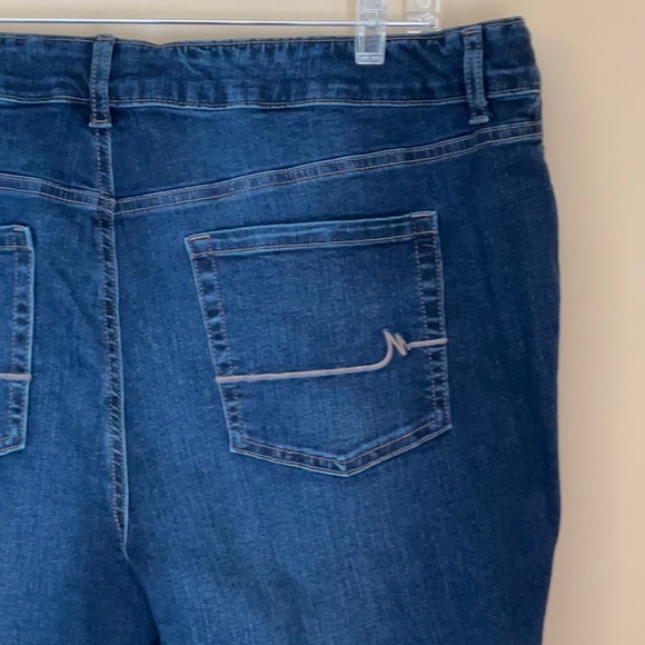 Maurice’s Size 22W Short Mid-Rise Blue Jeans - Picture 10 of 12